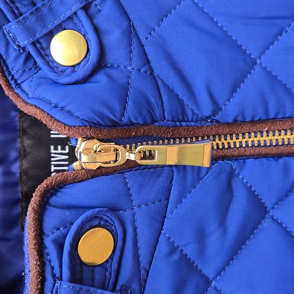 Active USA Women's Royal Blue Quilted Vest. Size Ladies Small.  New Condition! - Picture 3 of 11